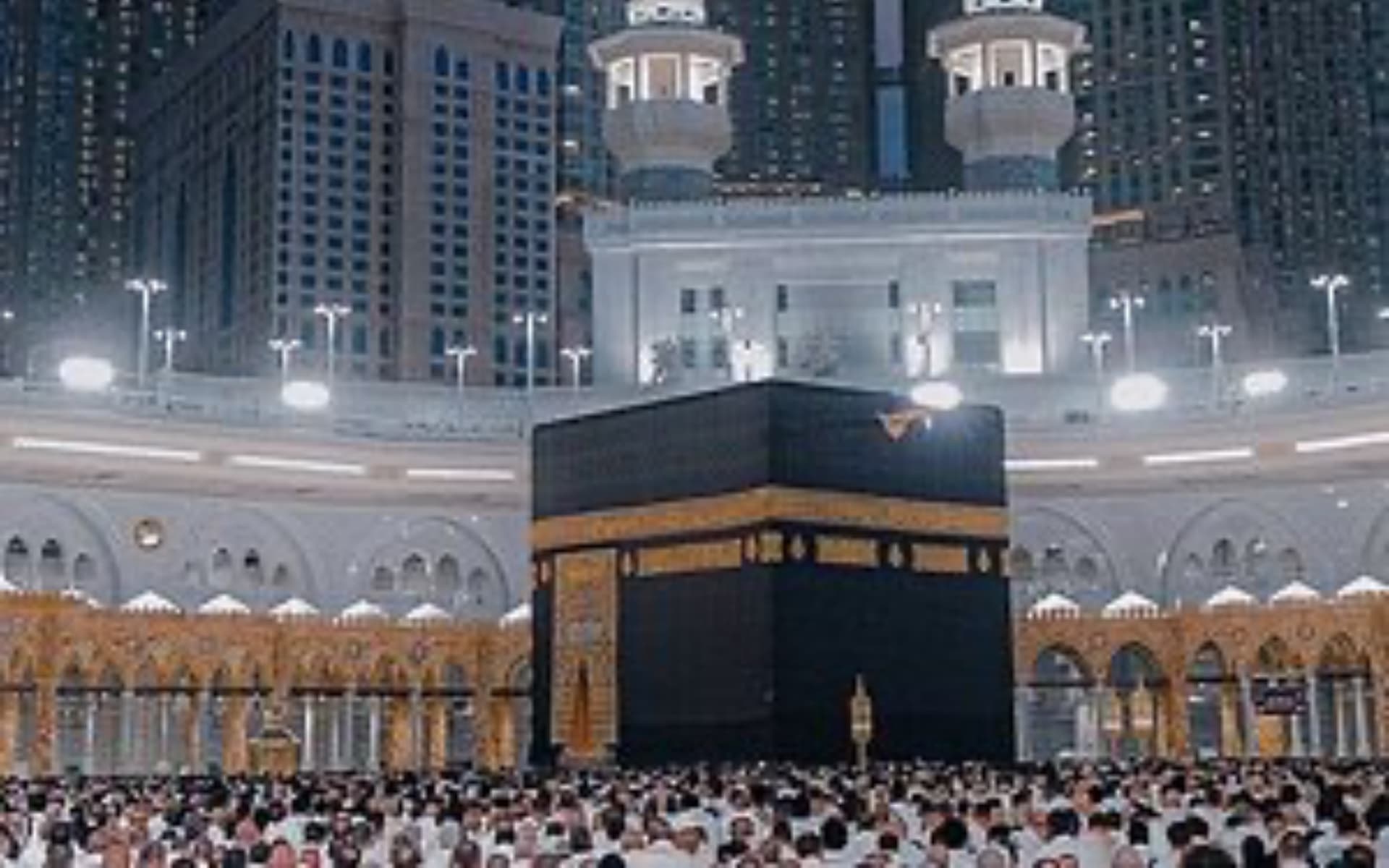 باقة العمرة – 15 يومًا